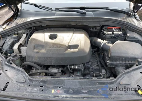 2017 Volvo Xc60 T5 Dynamic z USA, uszkodzony, nr VIN YV440MRR1H2040224